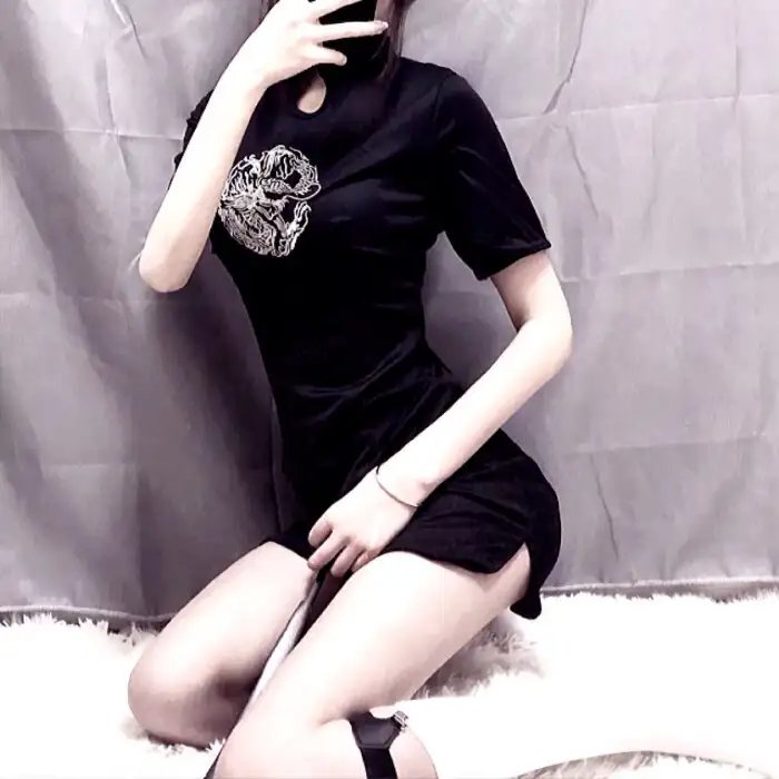 怪胎、先知和女巫的新圣餐
